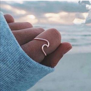 ✨ NEW Cake By the Ocean Rose Gold Wave Ring